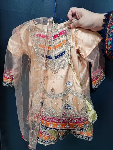 Embroidered Pakistani/Indian womens dress (salwar kameez) - peach, size approx S urgent sale