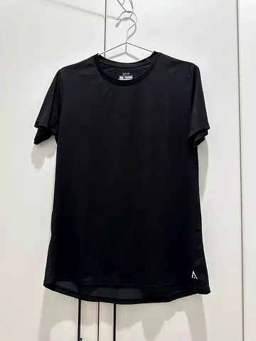 gym top