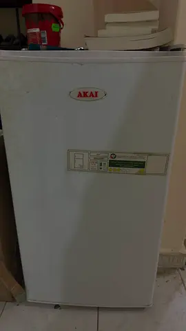 AKAI single-door refrigerator - good working condition 100 lts