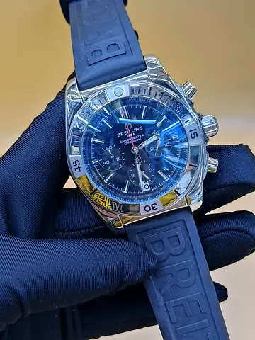 Breitling Chronomat Master Copy Wtch Chronograph with Rubber Strap - Blue Dial