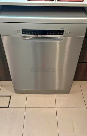 Bosch series 4 dishwasher 3 rack  with Wi-Fi like new condition