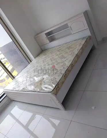 King size bed