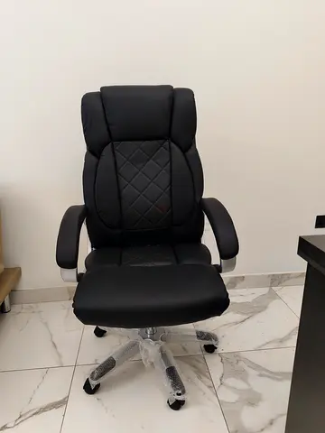 Brand New Executive Leather Office Chair For Sale