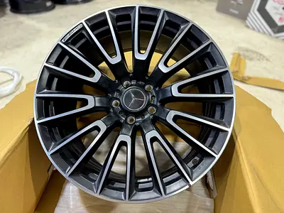 4x Genuine 2026 G63 Takeoff  AMG 22inch Wheels
