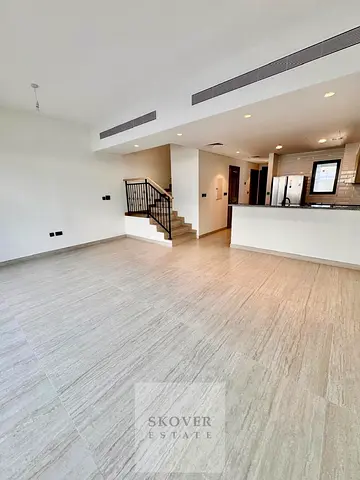 3-Bed Townhouse | Ready to move in | 4 cheques
