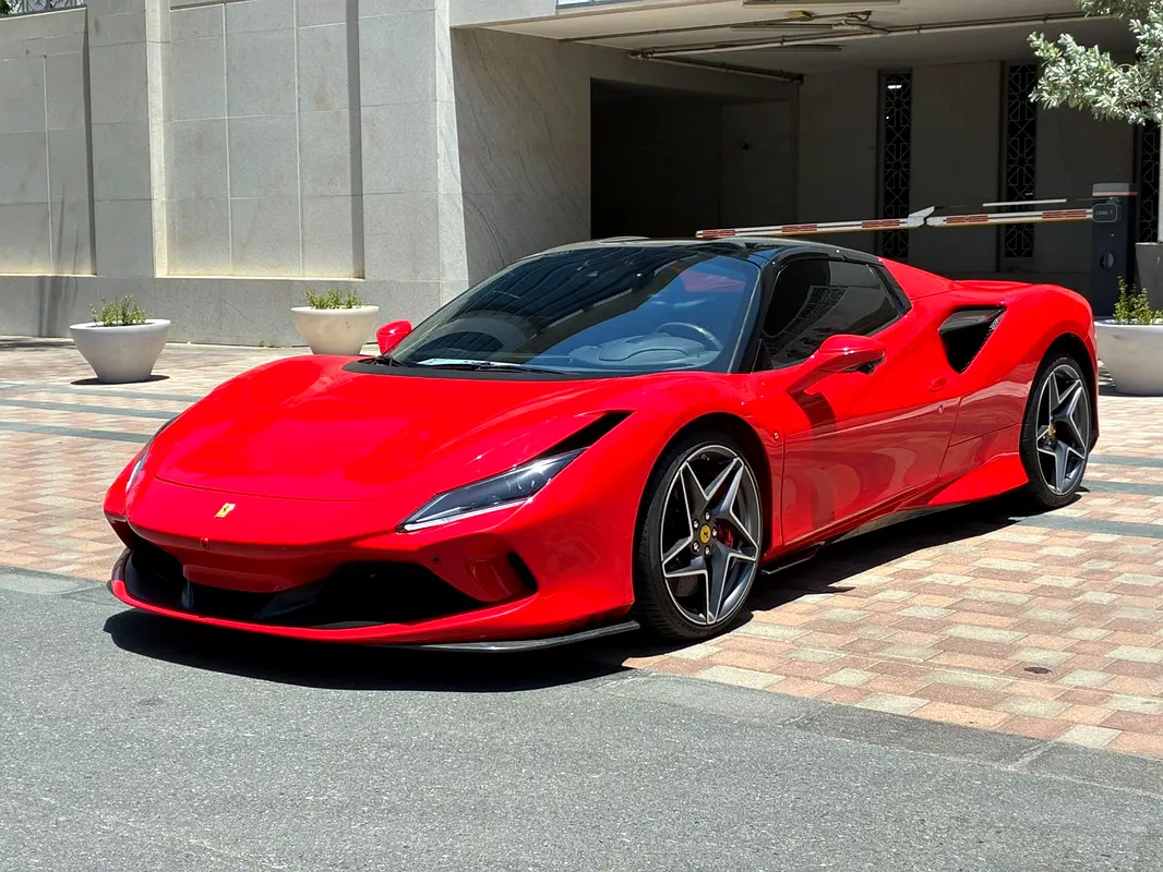 Ferrari F8 Spider 2023 — photo 1 of 9