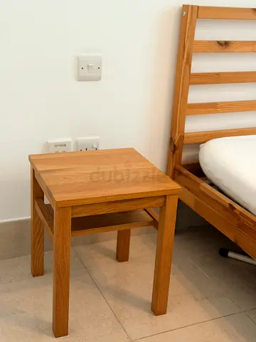 x2 Oak Bedside Tables / Nightstands