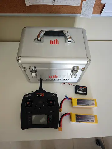 Spektrum DX6 Radio Transmitter with Case and 2x LiPo Batteries