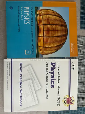 Pearson Edexcel International GCSE Physics (Student Book) + CGP Exam Practice Workbook