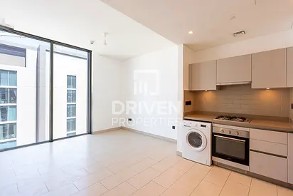 High Floor | Modern Layout | Community View