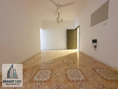 LOOKING BEAUTIFUL LAYOUT 2 BHK WITH BALCONY AN SAPLIT AC JUST FOR RENT 34K