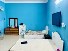 Ladies bed space