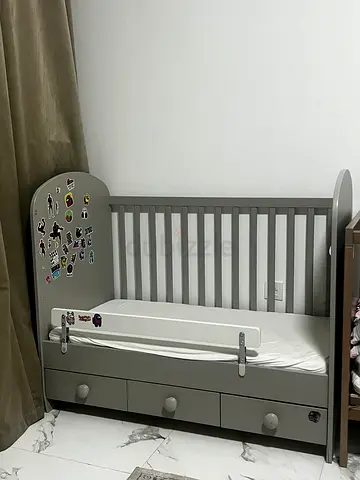 Ikea bed crib for free