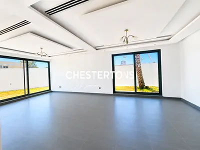 Modern Floor-to-Ceiling Villa | Prime Location