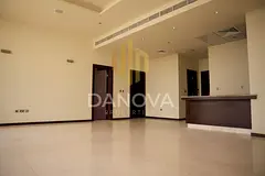 Elegant 1BR Apartment | Community View | Spacious Palm Jumeirah Living