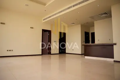 Elegant 1BR Apartment | Community View | Spacious Palm Jumeirah Living