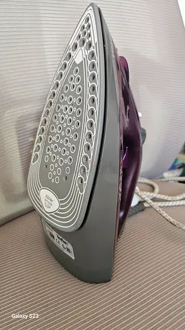 Tefal Express Steam 2600W Steam Iron - Good Working Condition
