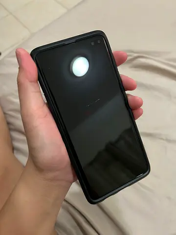 Used Samsung Galaxy S10 plus with case — good working condition