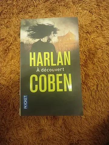À découvrir by Harlan Coben (French paperback)