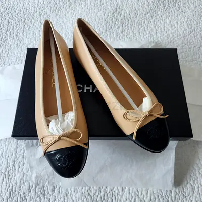 Chanel Classic Ballet Pumps in Beige and Black Size 37C Brand New