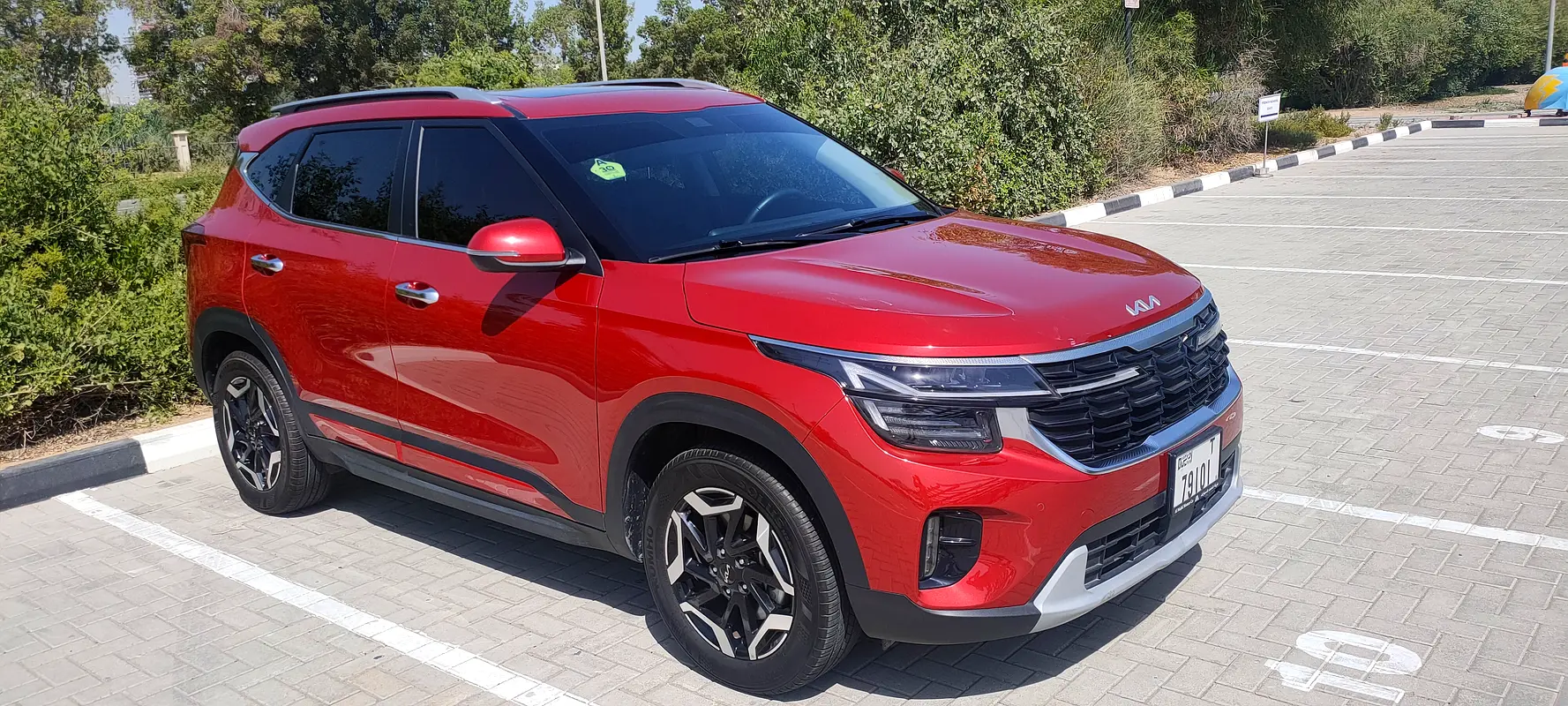 Kia Seltos 2025 — photo 1 of 4