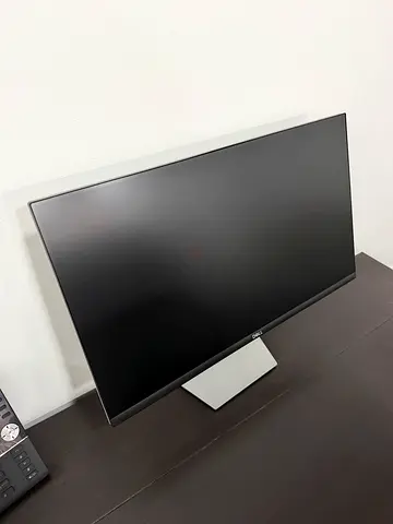 24-inch LG LED TV / Monitor in Good Condition