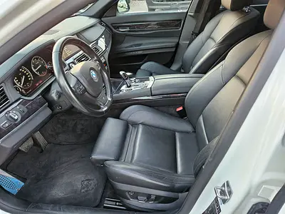 2010 BMW 7-SERIES 照片 12
