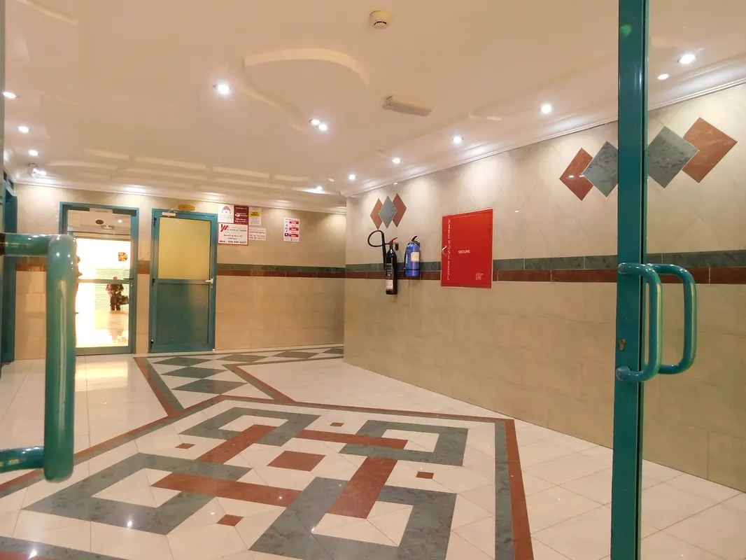 gallery-image