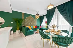 BURJKHALIFA VIEW | HIGHER FLOOR | LUXURY ARABIC DECOR