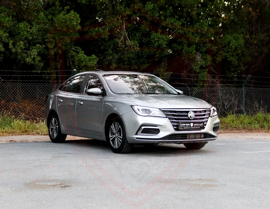 MG MG5 2024 — photo 1 of 19