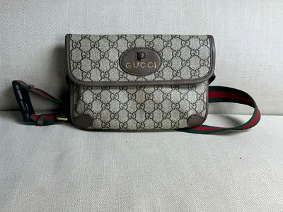 Gucci GG Supreme canvas crossbody/waist bag with web strap