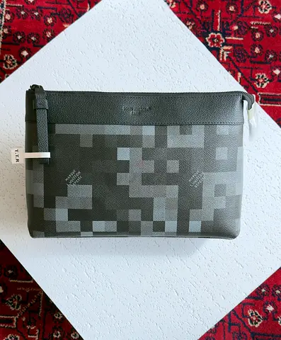 Louis Vuitton pochette voyage Suple Damoflag black grey