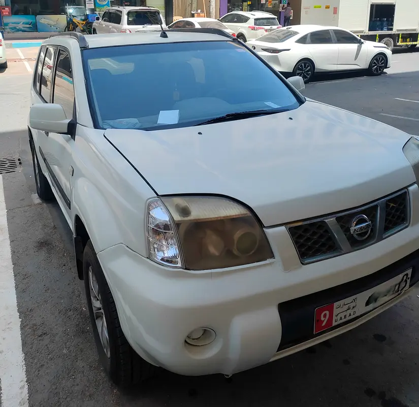 Nissan X-Trail 2006 — photo 1 of 6