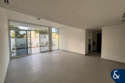 3Bedrooms | Single Row | Corner Plot