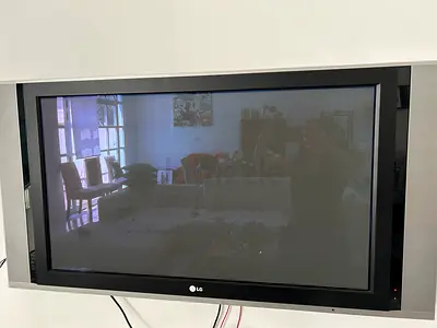 LG 55” Plasma TV – HDMI – Good Working Condition with remote control