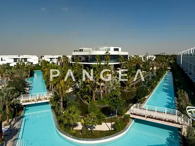 Full Lagoon View | Front Row | Exclusive