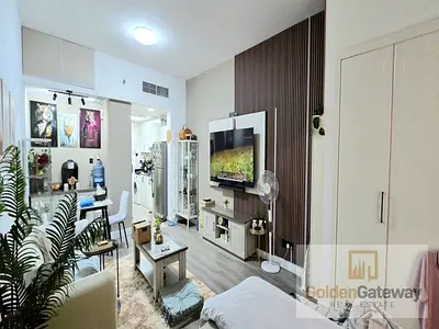 Spacious Fully Upgraded | High ROI