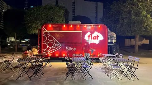 Mobile Pizza Food Truck / Food Trailer with Outdoor Seating