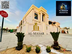 Classic corner villa on the main street, two floors and a roof, large area, registration fees includ