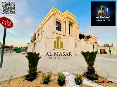 Classic corner villa on the main street, two floors and a roof, large area, registration fees included, central air conditioning, freehold ownership f