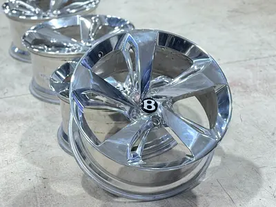 Bentley Bentayga OEM 22inch wheels