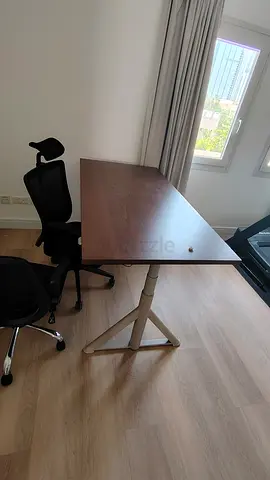 Adjustable Height Office Desk with Wooden Top