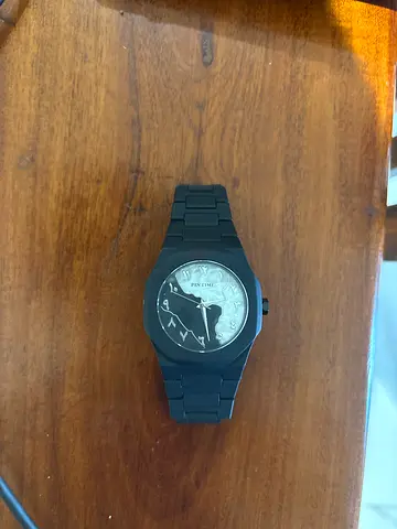 Watch in Arabic