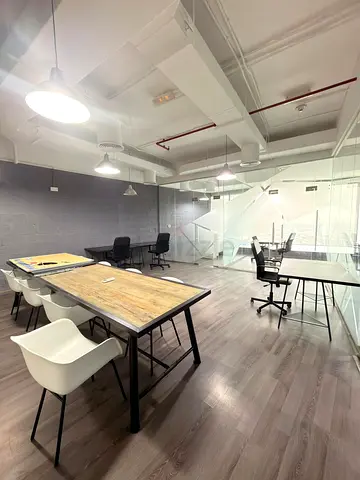 Luxury Furnished Office | Fully Renovated | Vacant | High Floor View