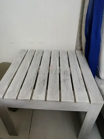White wooden slatted side table - solid low coffee/side table