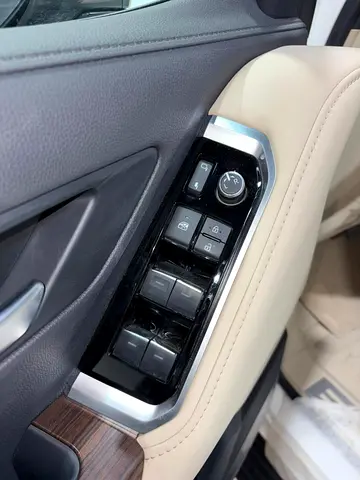 2026 Toyota LAND CRUISER 照片 12