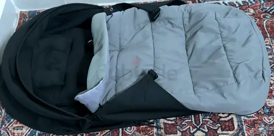 Yoyo backpack with footmuf