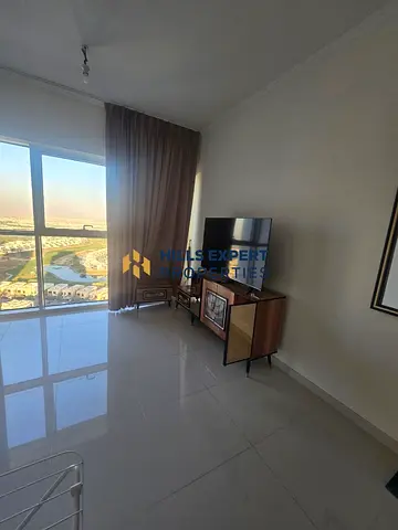 SEMI FURNISHED STUDIO AVAILABLE FOR RENT WITH BALCONY