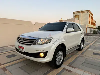 Toyota Fortuner EXR 2015 GCC Specs للبيع تويوتا فورشنر 2015