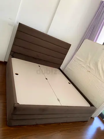 Queen size upholstered storage bed frame with headboard (brown)